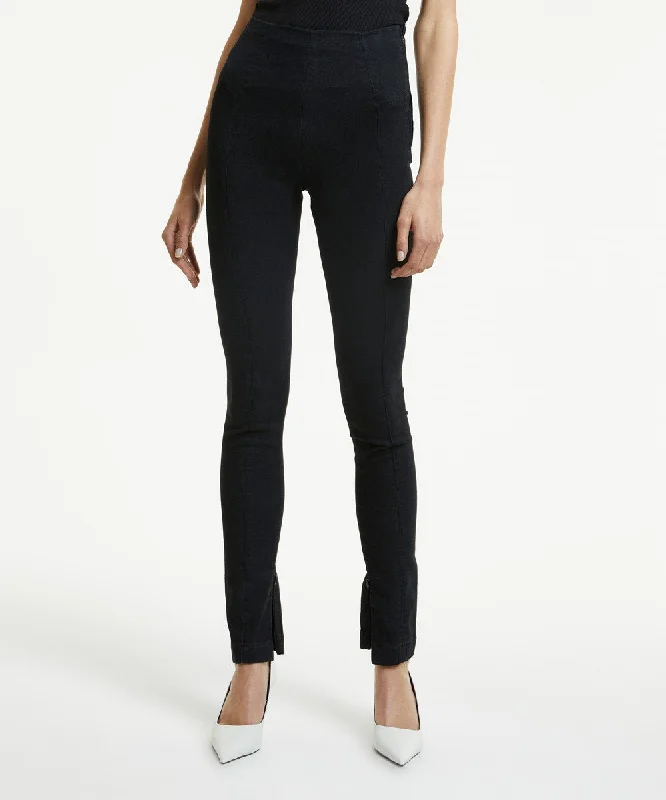 women’s straight chinos-LUNA LEGGING BLACK CHERRY