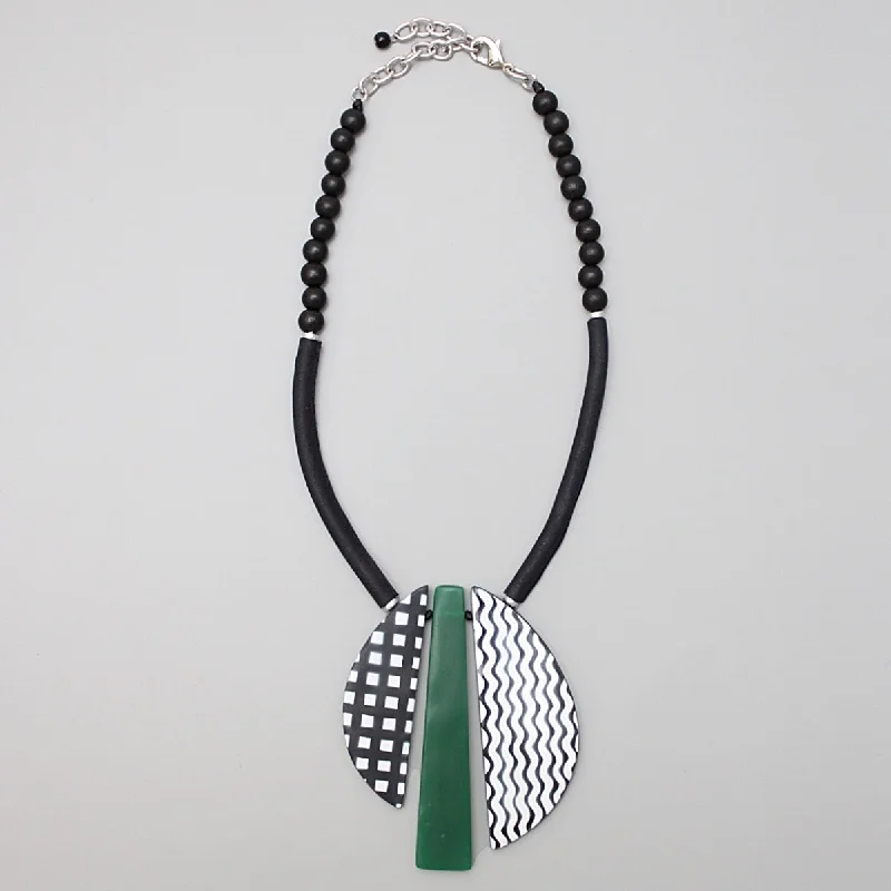 tribal green tourmaline choker necklaces-Emerald Lunetta Necklace