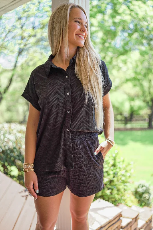 female lakeside tunics-Summer Vibes Black Textured Shorts