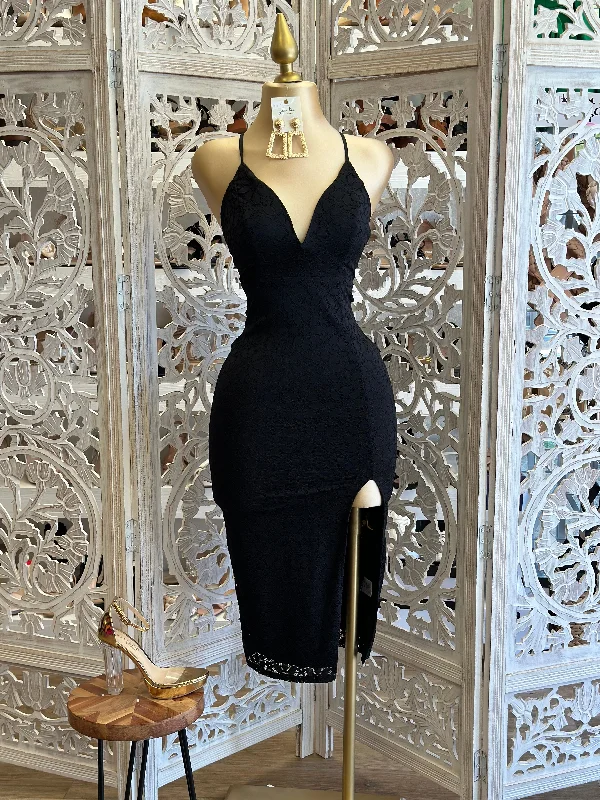 ladies farewell dresses-Black Lace V Slit Dress